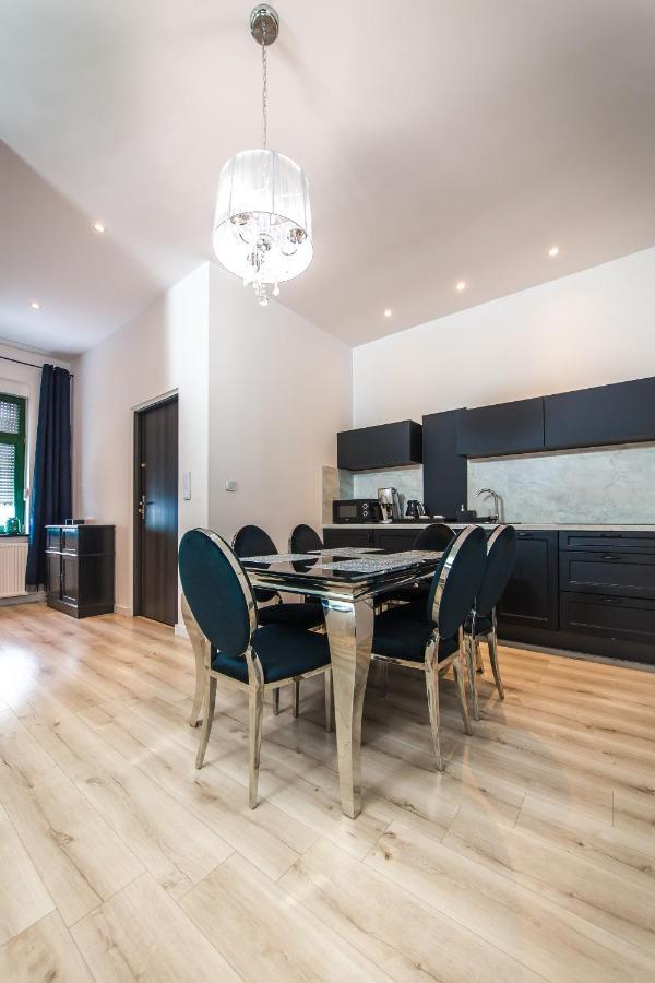 Moonlight Apartament Zielona Góra Zewnętrze zdjęcie